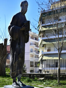 St Paul's statue